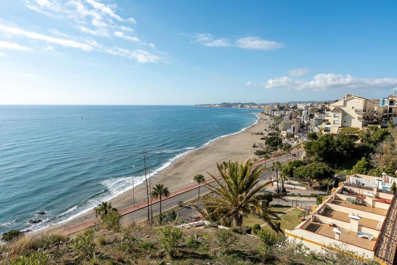 Beachside Retreat With Private Terrace Benalmadena Ngoại thất bức ảnh