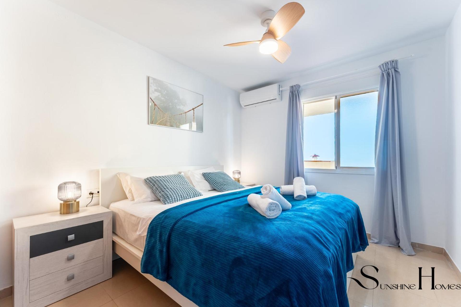 Beachside Retreat With Private Terrace Benalmadena Ngoại thất bức ảnh