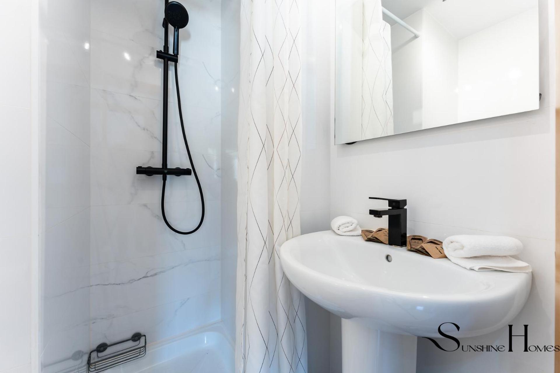 Beachside Retreat With Private Terrace Benalmadena Ngoại thất bức ảnh